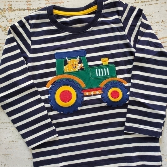Highland Cow and Tractor Applique Long-Sleeve Top - Picture 7 of 16
